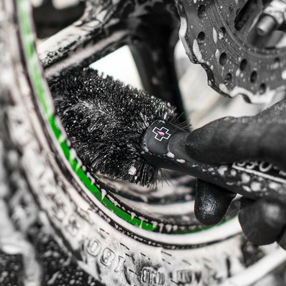 Muc-Off Basis Motorfiets Onderhoudspakket 4 Muc-Off Basis Motorfiets Onderhoudspakket - Afbeelding 4