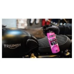 Muc-Off Waterless Wash Motorreiniger 750ml -Winkel Voor Motorfietsonderdelen muc off high performance waterless wash 2