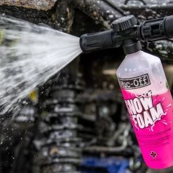 Muc-Off Snow Foam Motorreiniger 1L -Winkel Voor Motorfietsonderdelen muc off snow foam motorcycle cleaner 1 liter 2